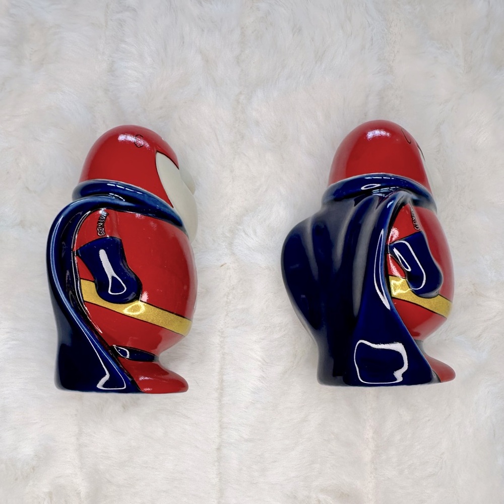 Budweiser Bud Man 1991 Anheuser Busch Salt and Pepper Shakers - Picture 4 of 7
